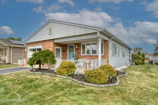 5 Templeton Street, Toms River, NJ 08757