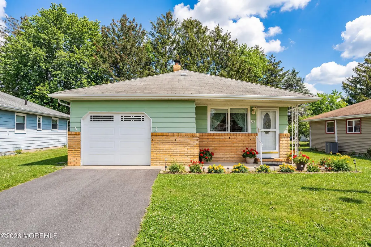 82 Barbuda Street, Toms River, NJ 08757 - #1