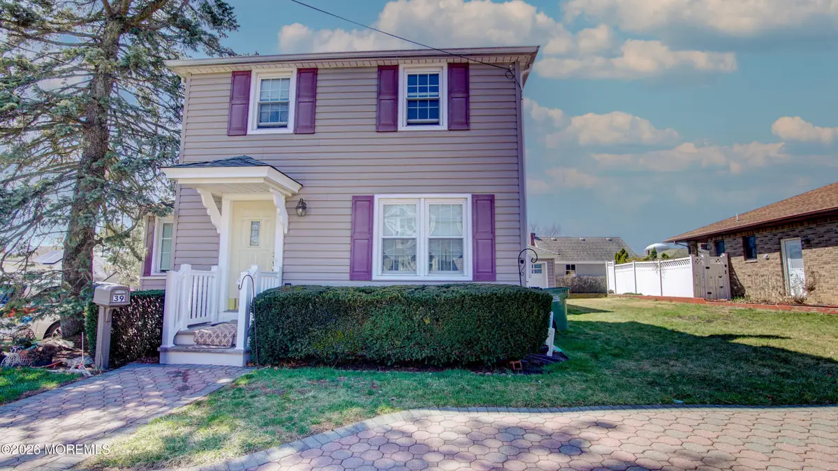 39 Harrison Street, Sayreville, NJ 08872 - #1