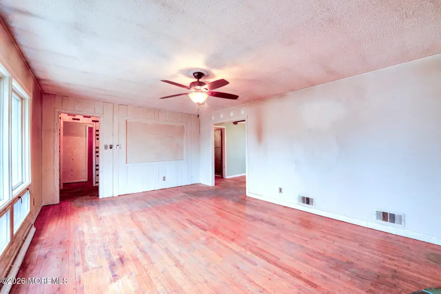 45 Viola Avenue, Leonardo, NJ 07737 - #3