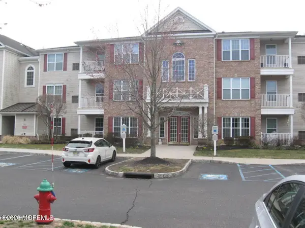 612 Sophee Lane, Lakewood, NJ 08701