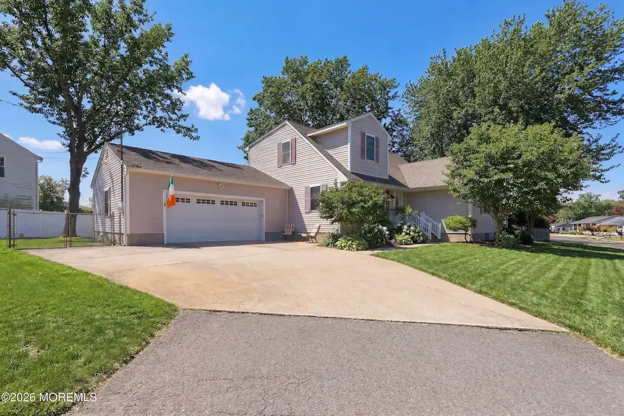 1611 Oak Glen Road, Toms River, NJ 08753 - #3