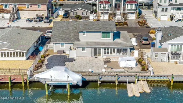 321 Stephan Avenue, Toms River, NJ 08753