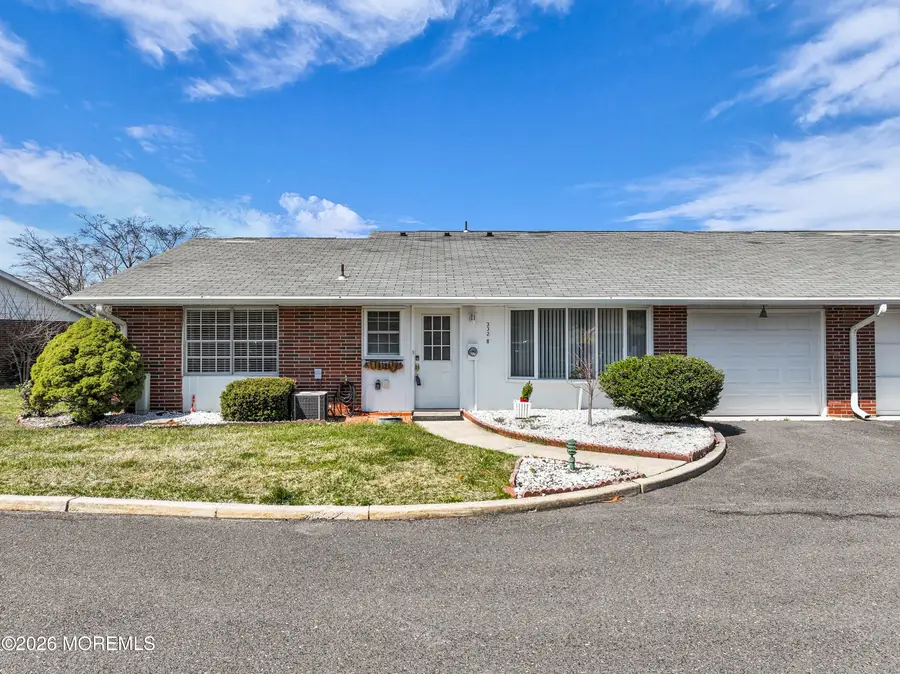 332 Canterbury Court #B, Lakewood, NJ 08701 - #2