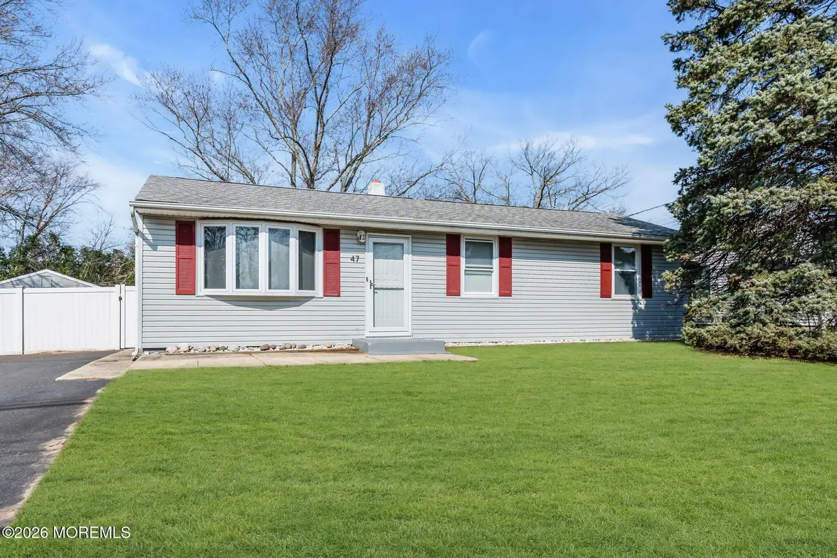 47 Western Drive, Howell, NJ 07731 - #1