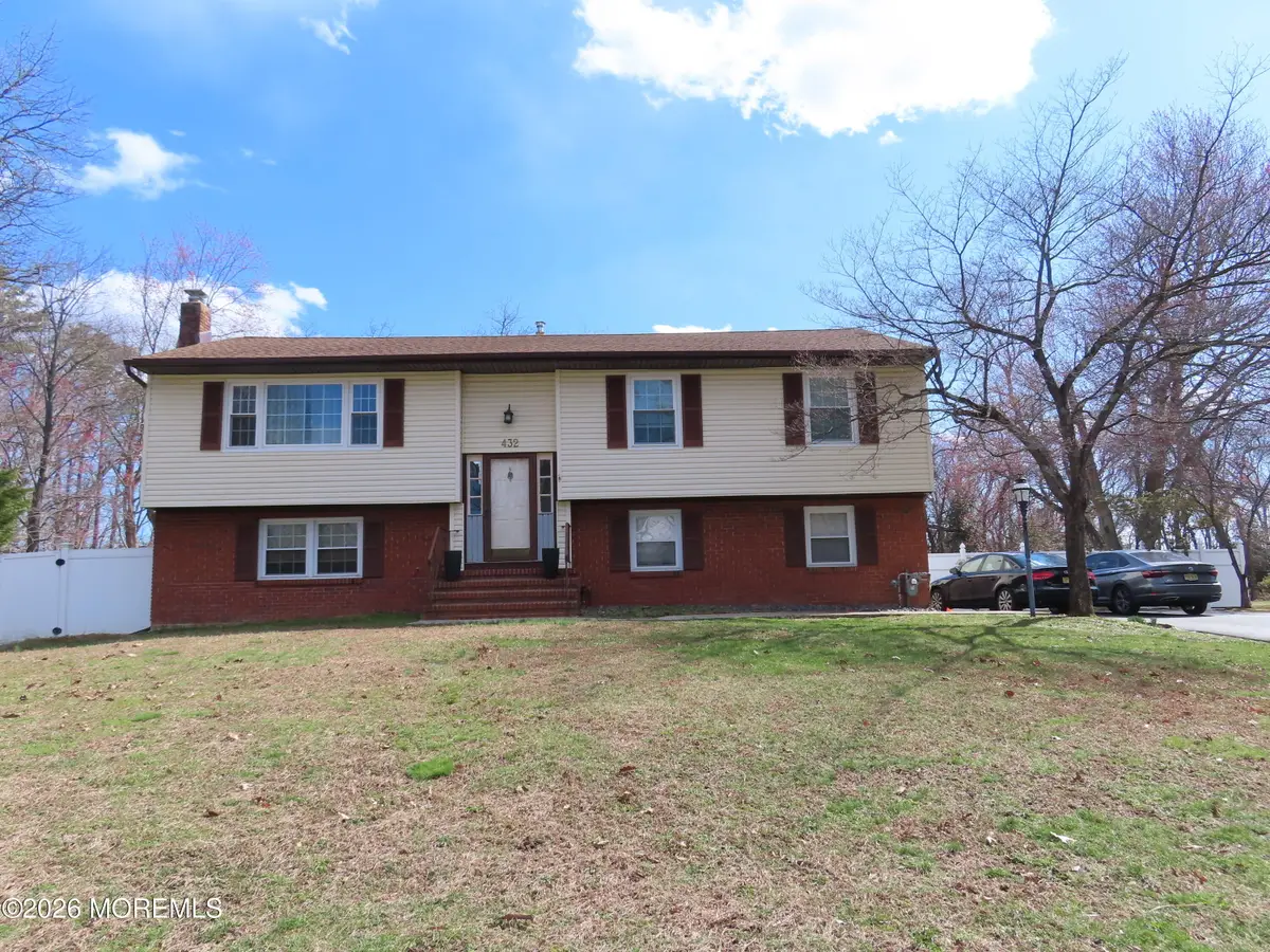 432 Grant Avenue, Eatontown, NJ 07724 - #1