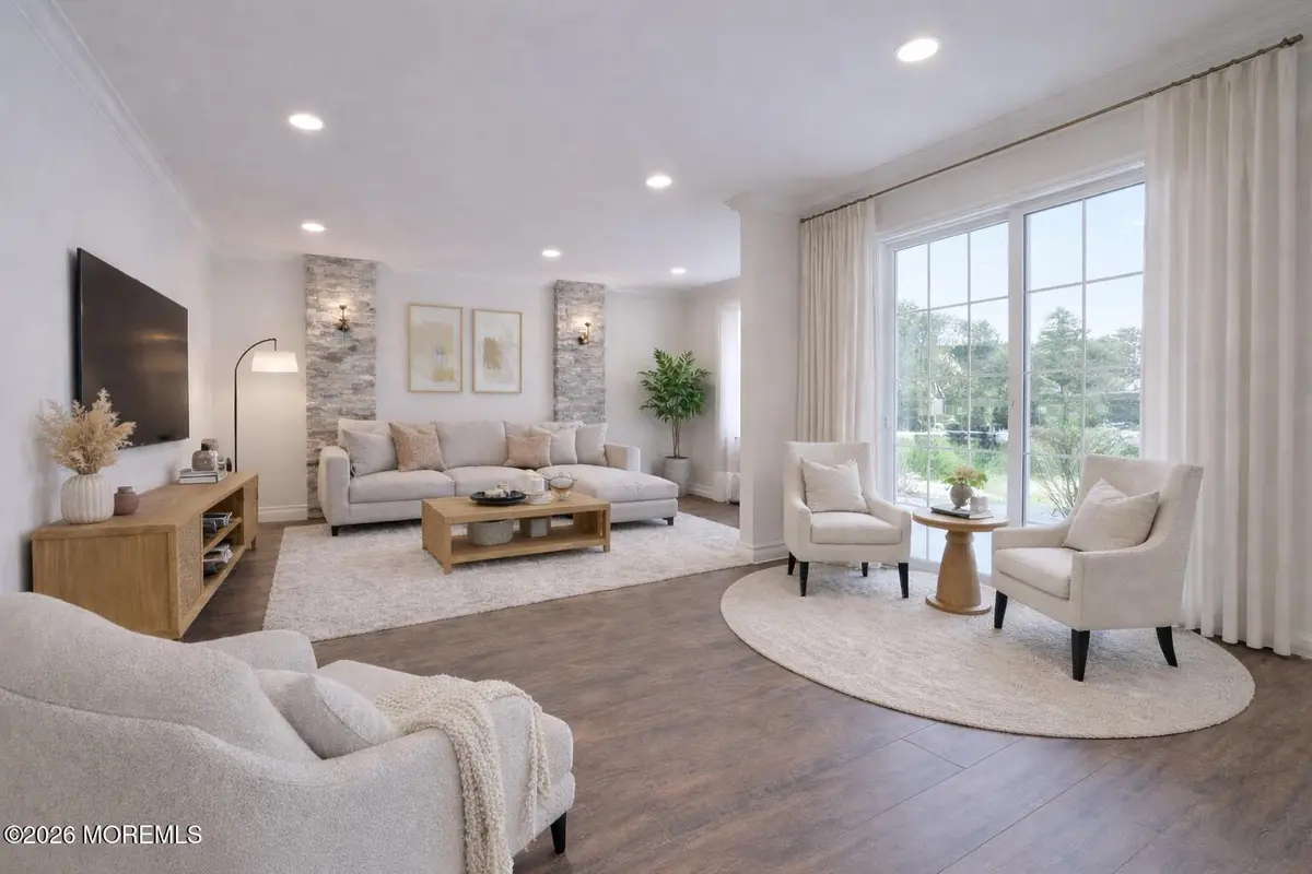 28 Rothwell Drive, Monroe, NJ 08831 - #1