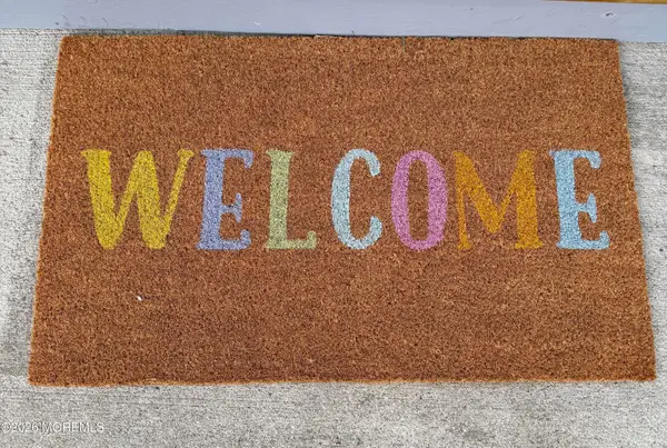 44 Malibu Drive, Eatontown, NJ 07724