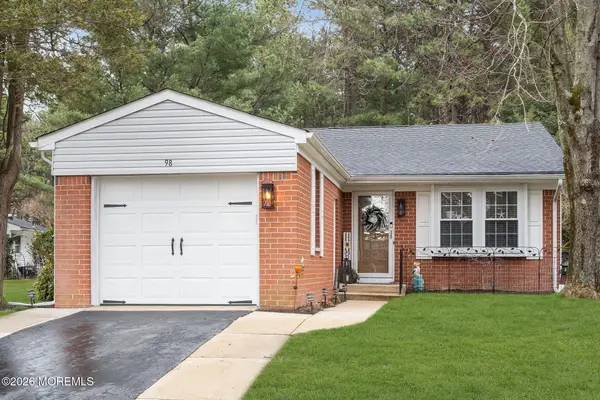 98 Constitution Boulevard, Whiting, NJ 08759