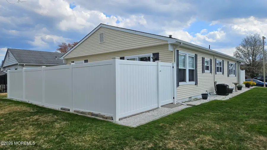 8 Beaumont Court, Toms River, NJ 08757 - #2