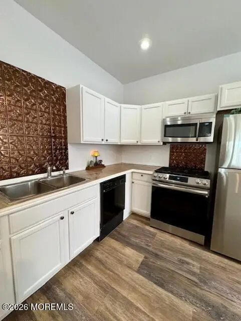 9 Locust Avenue, Red Bank, NJ 07701 - #3