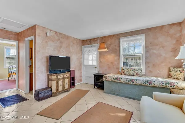 488 Mohawk Drive, Brick, NJ 08723