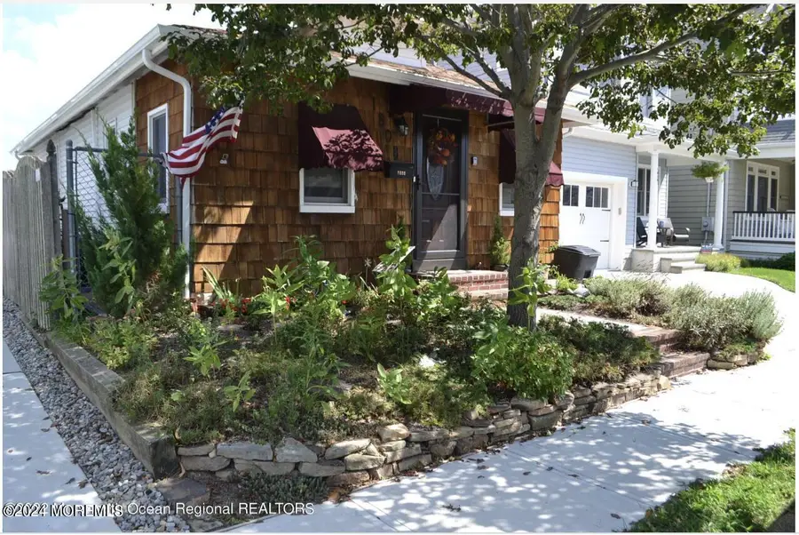 1808 Pine Terrace, Lake Como, NJ 07719 - #2