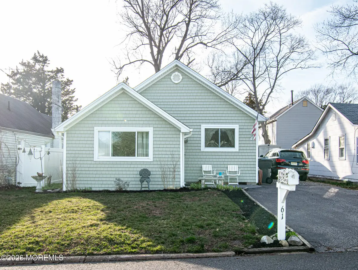 61 River Drive, Toms River, NJ 08753 - #1