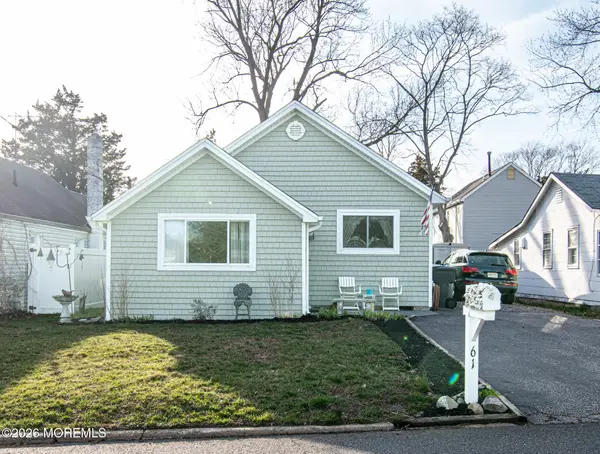 61 River Drive, Toms River, NJ 08753