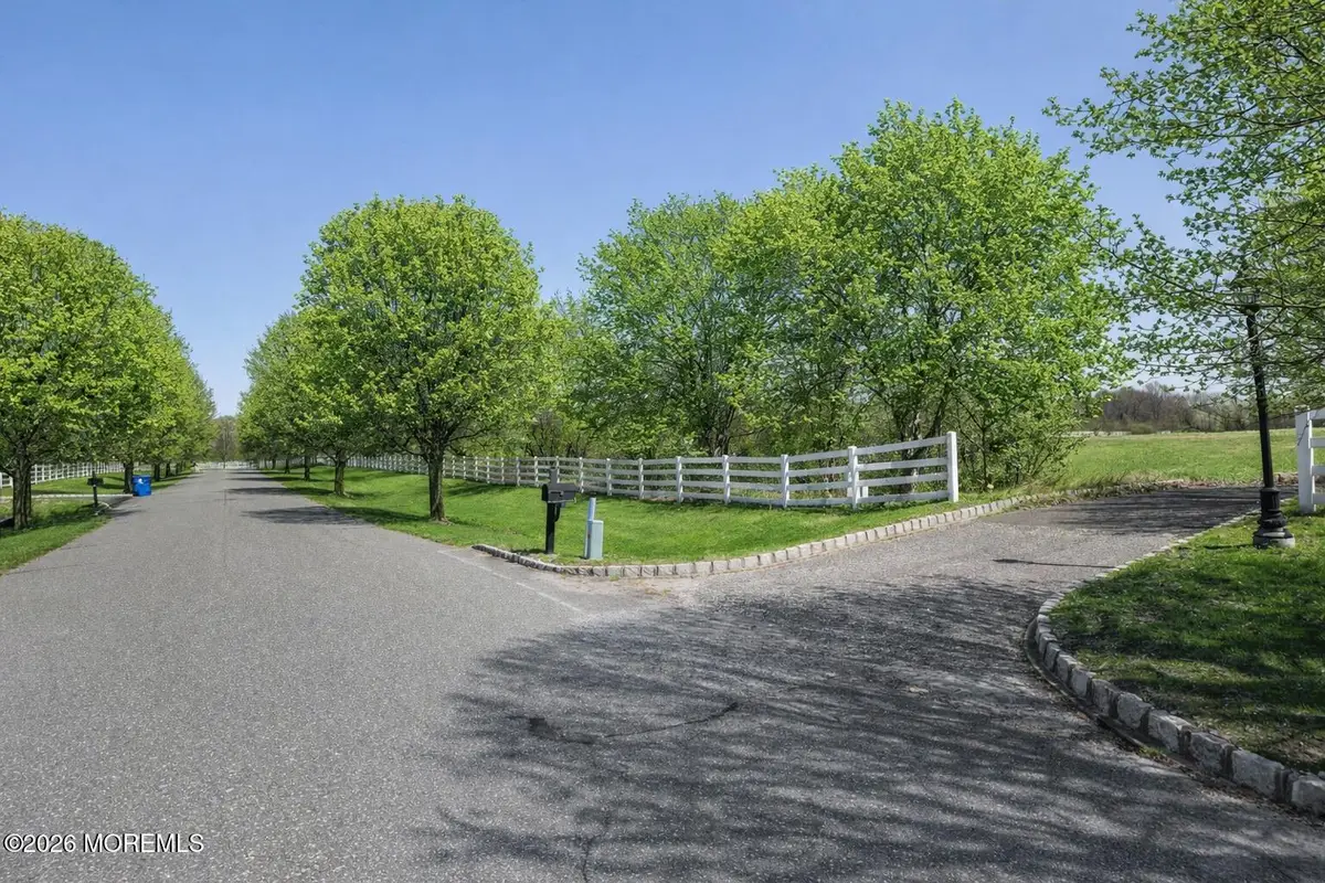 8 Saddlebury Court, Southampton, NJ 08088 - #1