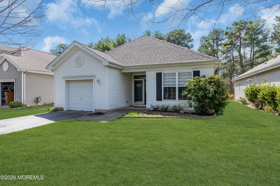 8 April Springs Court, Lakewood, NJ 08701 - #3