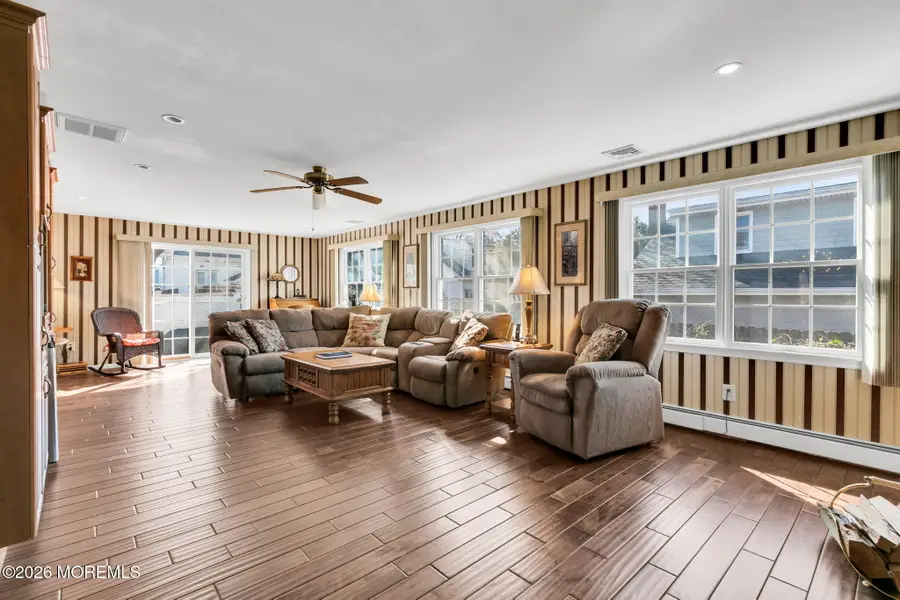 12 South Road, Monmouth Beach, NJ 07750 - #2