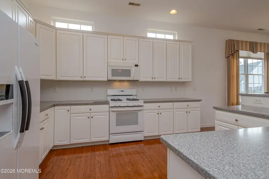 3 Hogan Way, Monroe, NJ 08831 - #3