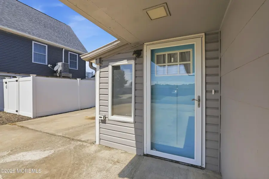 18 Lake Huron Drive, Mystic Island, NJ 08087 - #2