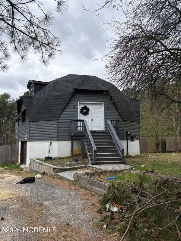 1560 Cabot Avenue, Whiting, NJ 08759