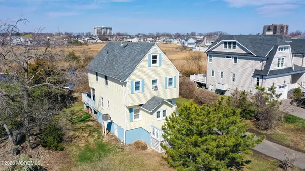 47 Valentine Street, Monmouth Beach, NJ 07750