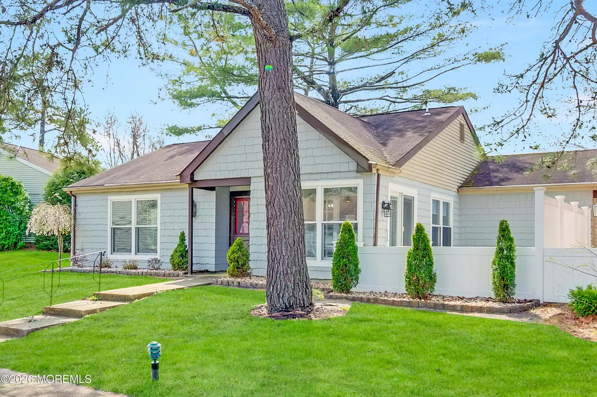 945A Liverpool Circle #Unit A, Manchester, NJ 08759 - #1