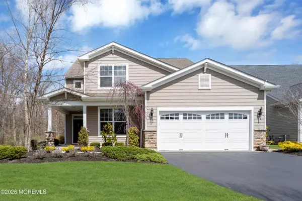 12 Cauthen Court, Manalapan, NJ 07726