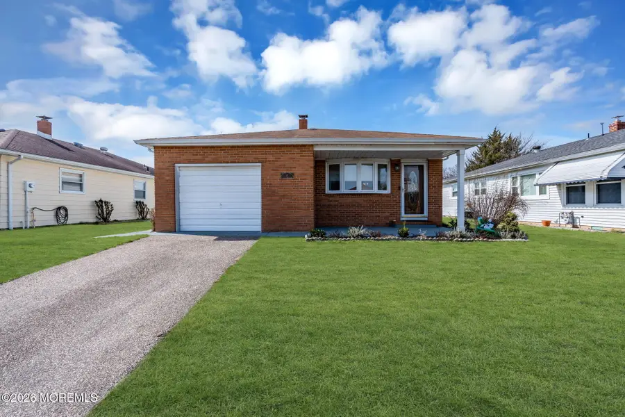 25 Spanish Wells Street, Toms River, NJ 08757 - #2