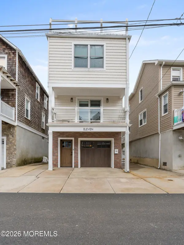 11 Center Street, Sea Bright, NJ 07760