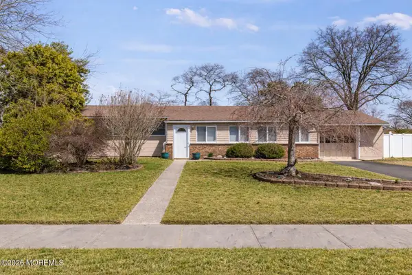 1020 Crystal Drive, Toms River, NJ 08753