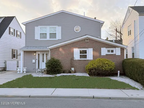 106 Chingarora Avenue, Keyport, NJ 07735