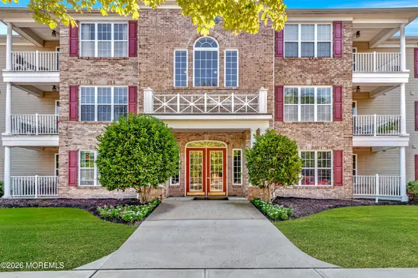 232 Sophee Lane, Lakewood, NJ 08701