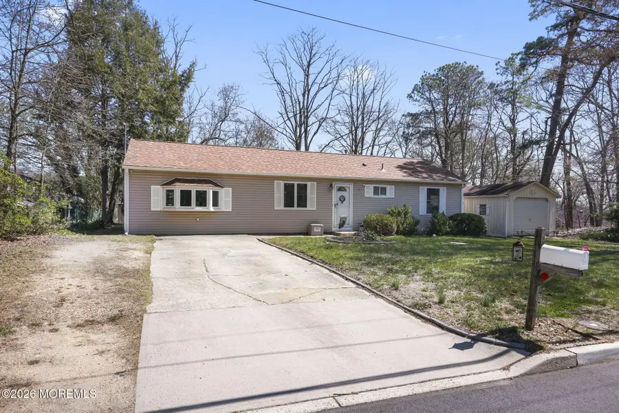 4 Spruce Road, Howell, NJ 07731 - #3
