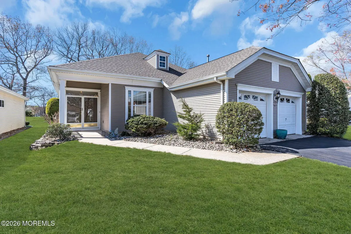 27 Greenfields Drive, Lakewood, NJ 08701 - #1