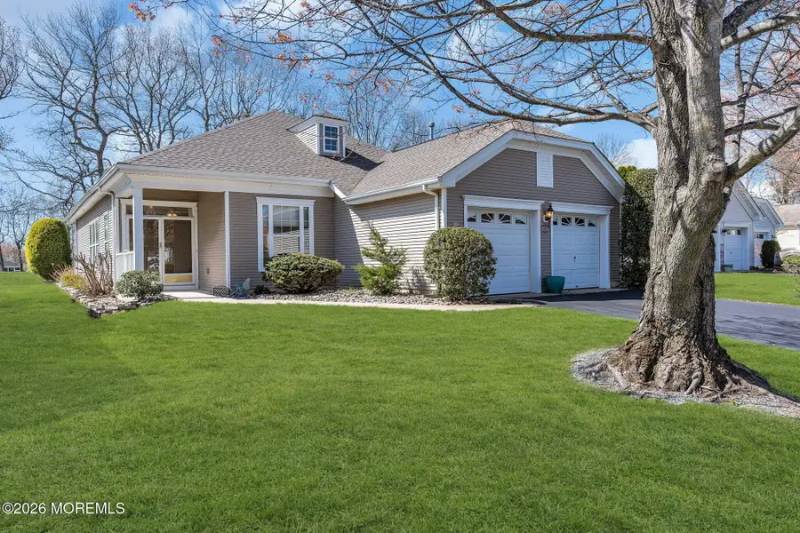 27 Greenfields Drive, Lakewood, NJ 08701 - #2