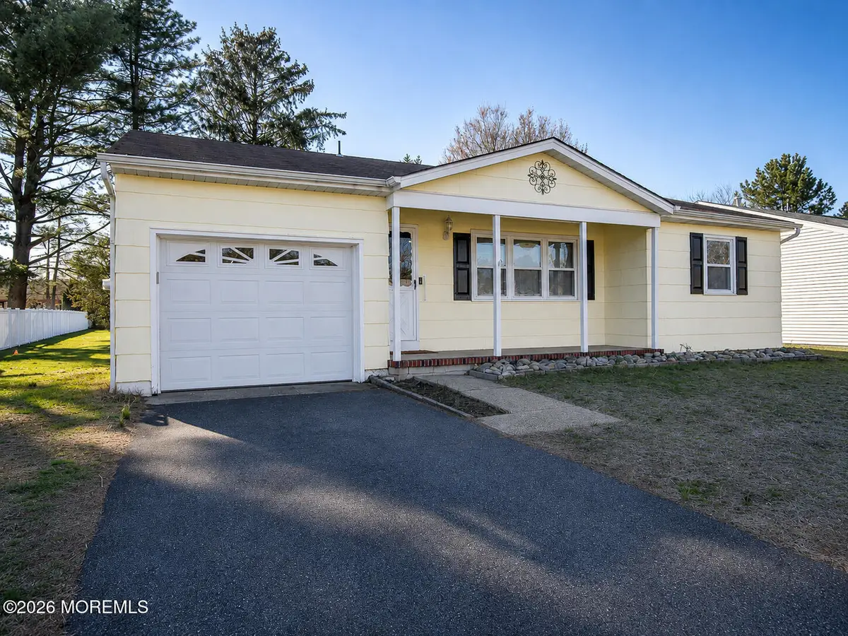 134 Georgetown Road, Toms River, NJ 08757 - #1