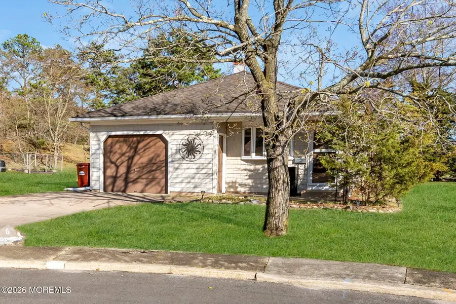 6 Marigot Court, Toms River, NJ 08757 - #3