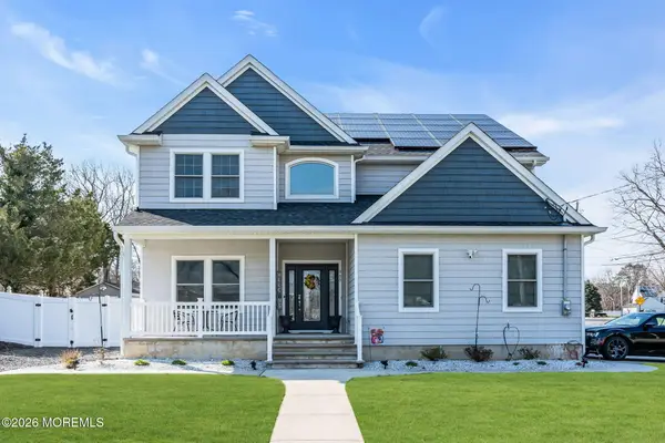 900 Gerald Drive, Toms River, NJ 08753