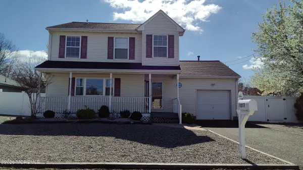 1217 Spray Avenue, Beachwood, NJ 08722