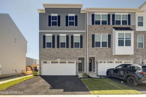 141 Durham Drive #1121, Howell, NJ 07731