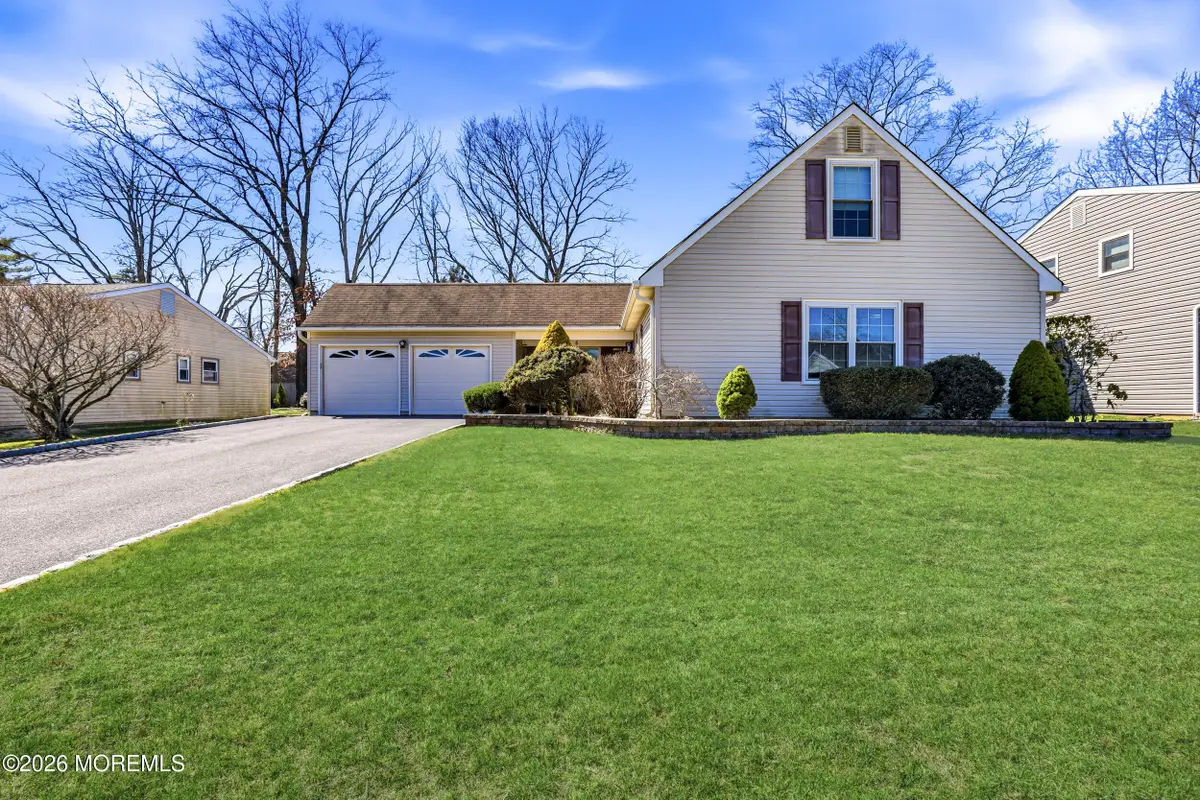 5 Berkshire Drive, Howell, NJ 07731 - #1