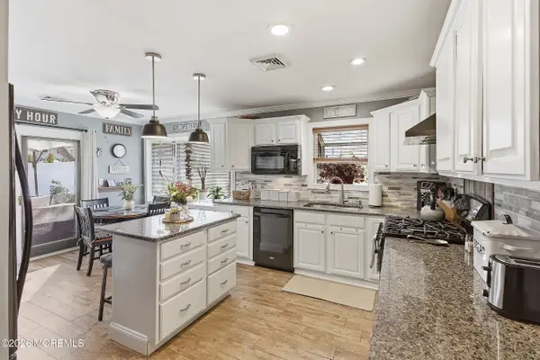 2256 Mount Hope Lane, Toms River, NJ 08753