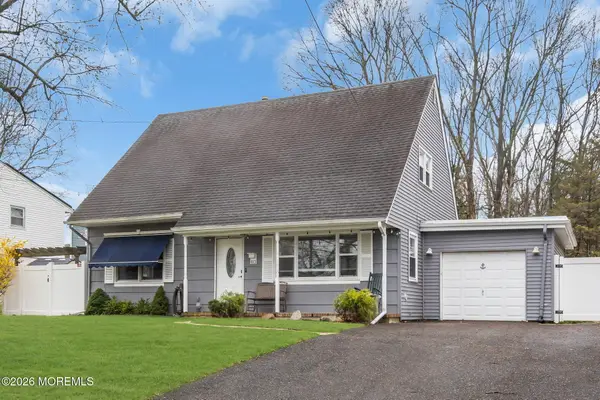 813 Raleigh Drive, Toms River, NJ 08753