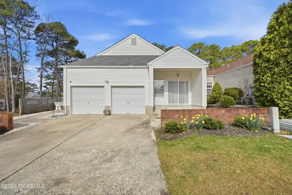 76 Summerhill Drive, Manahawkin, NJ 08050