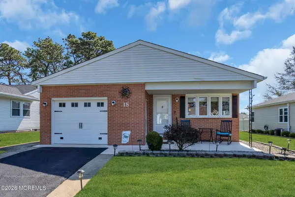 18 Encinitas Drive, Toms River, NJ 08757