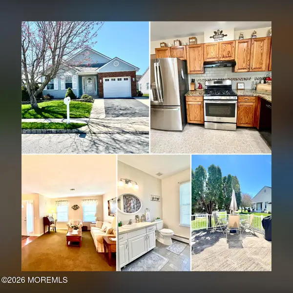 106 Chesterfield Lane, Toms River, NJ 08757