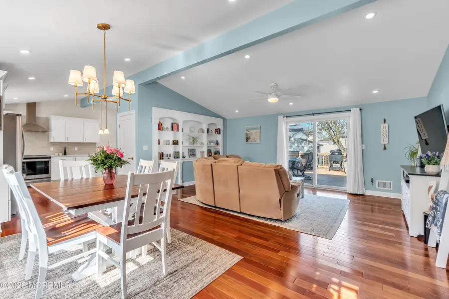 36 Dartmouth Drive, Hazlet, NJ 07730 - #3