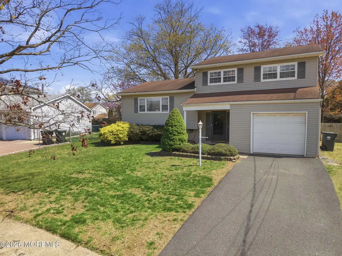 17 Dublin Lane, Hazlet, NJ 07730 - #1