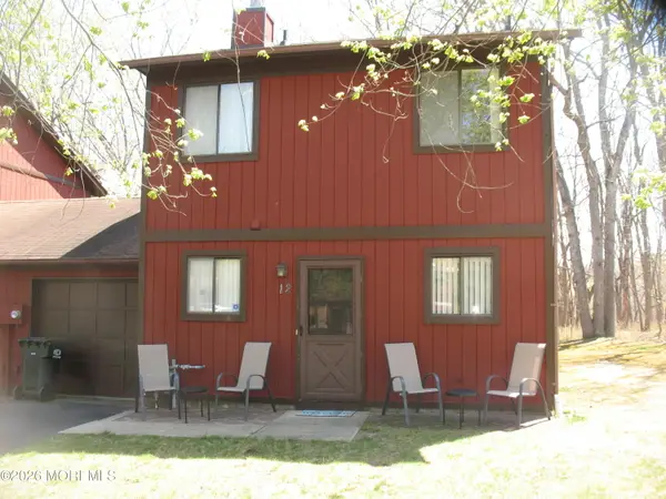 12 Pheasant Place, Howell, NJ 07731